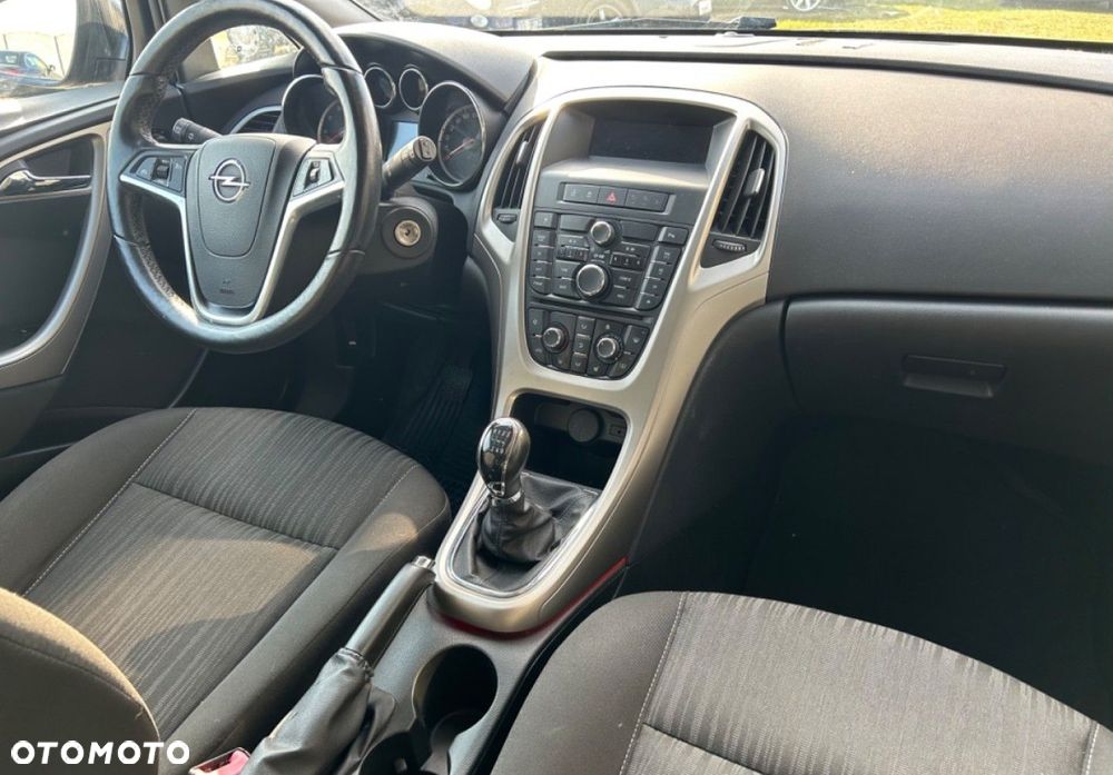 Opel Astra - 10