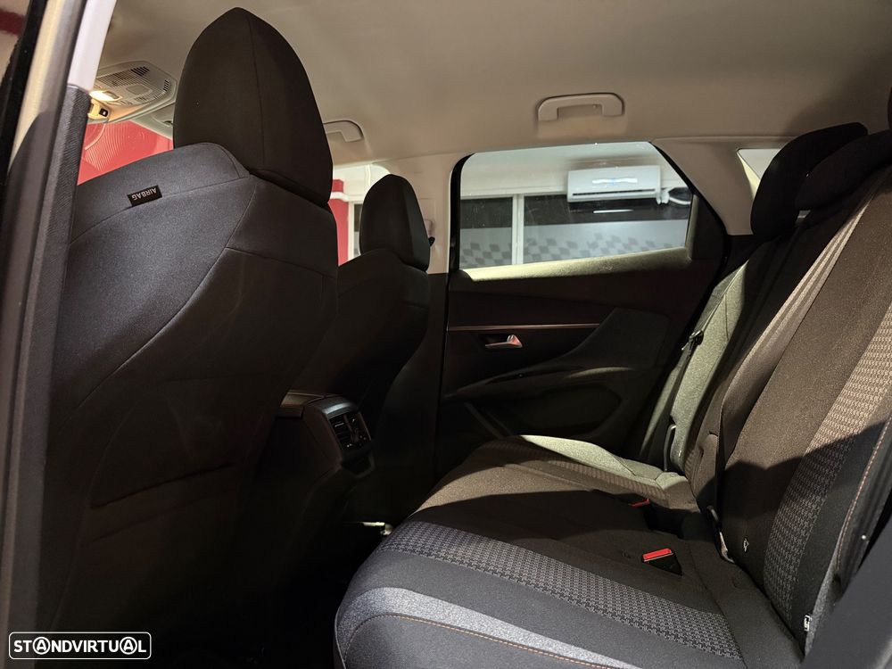 Peugeot 3008 1.5 BlueHDi Active - 18