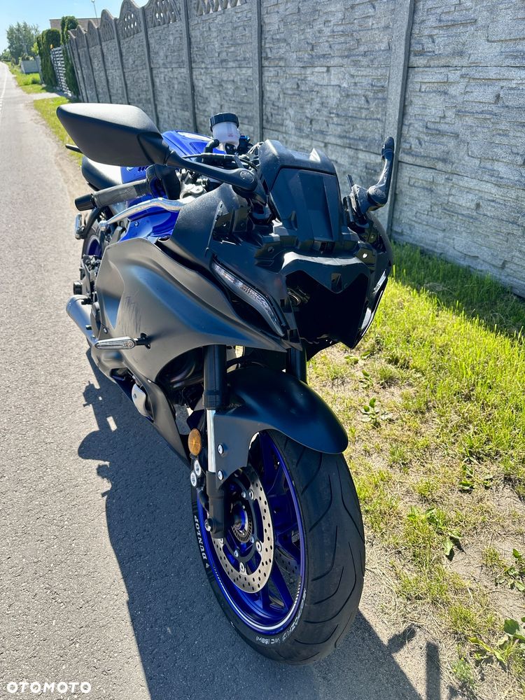 Yamaha R7 - 9