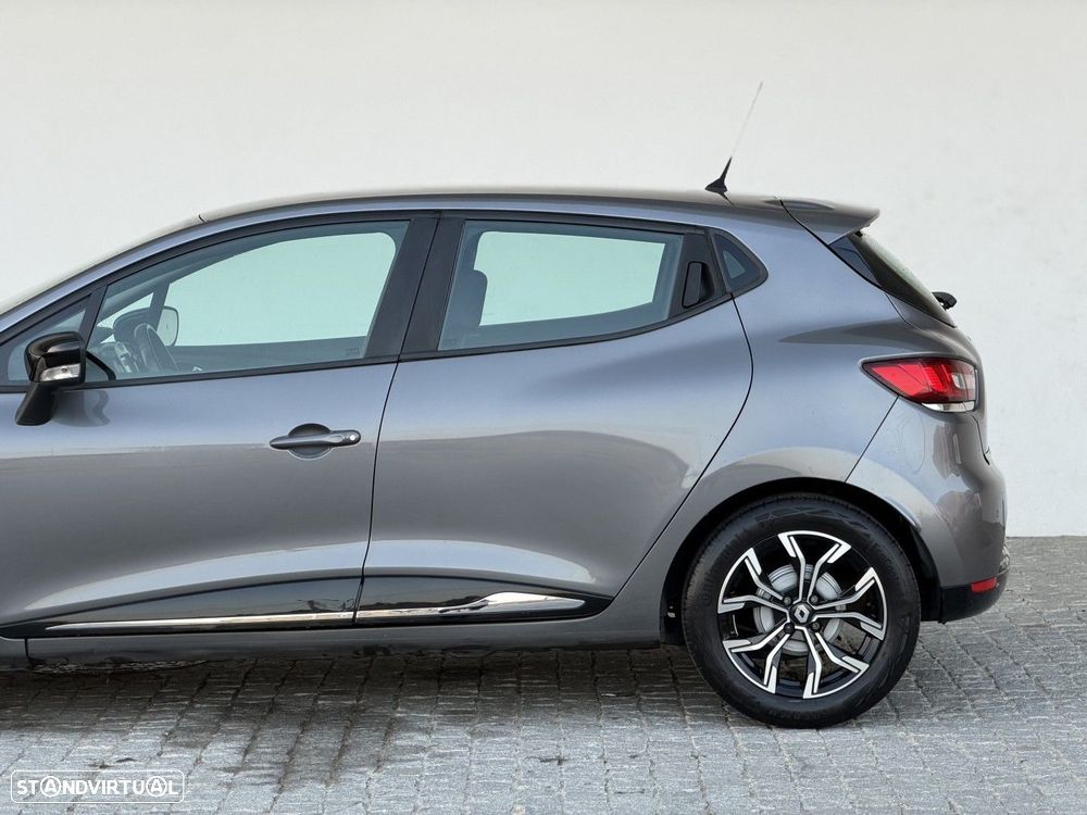 Renault Clio 1.5 dCi Dynamique S - 12