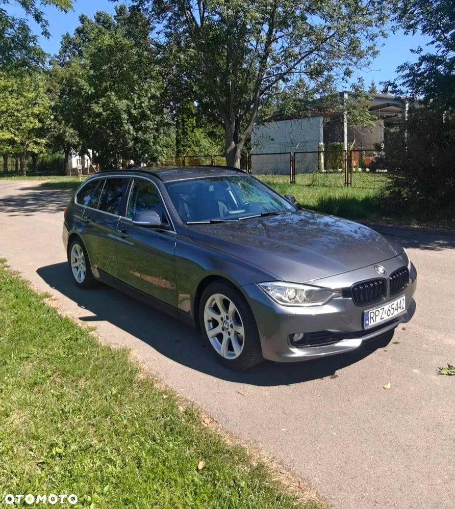 BMW Seria 3 320d - 5