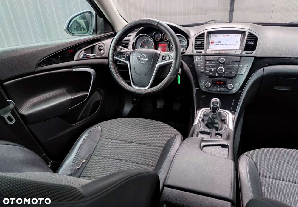 Opel Insignia - 19