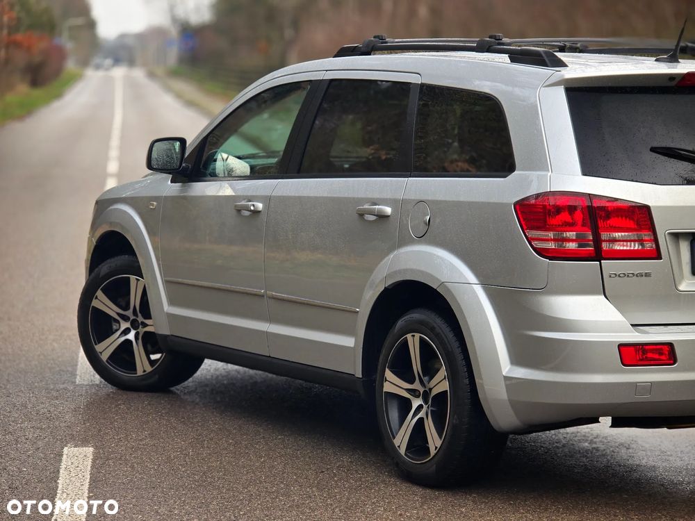 Dodge Journey 2.4 SE - 36