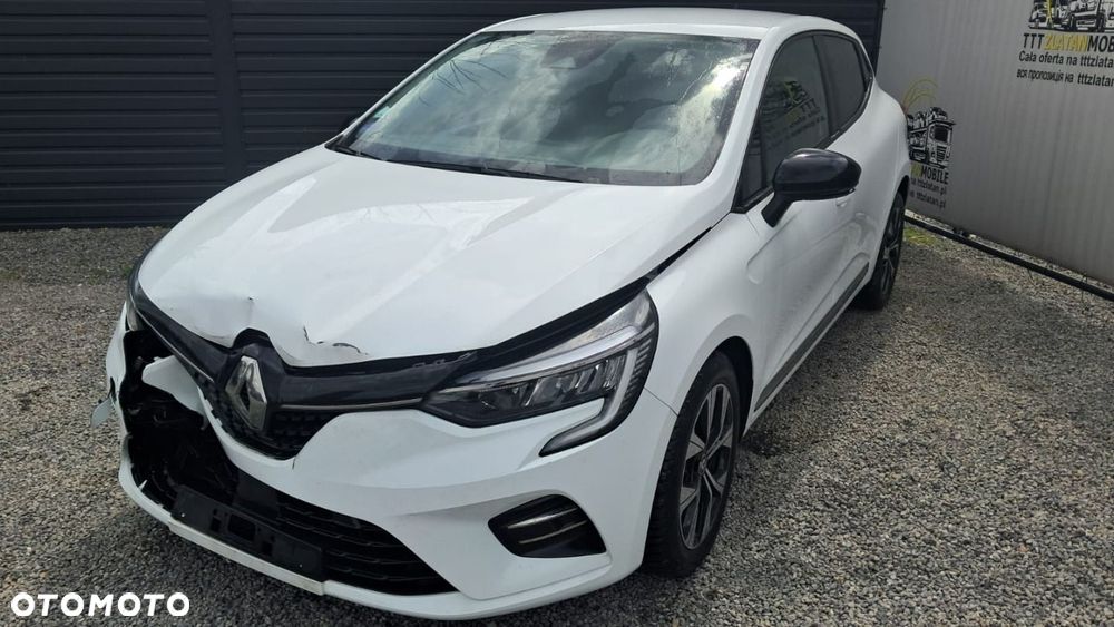 Renault Clio - 6