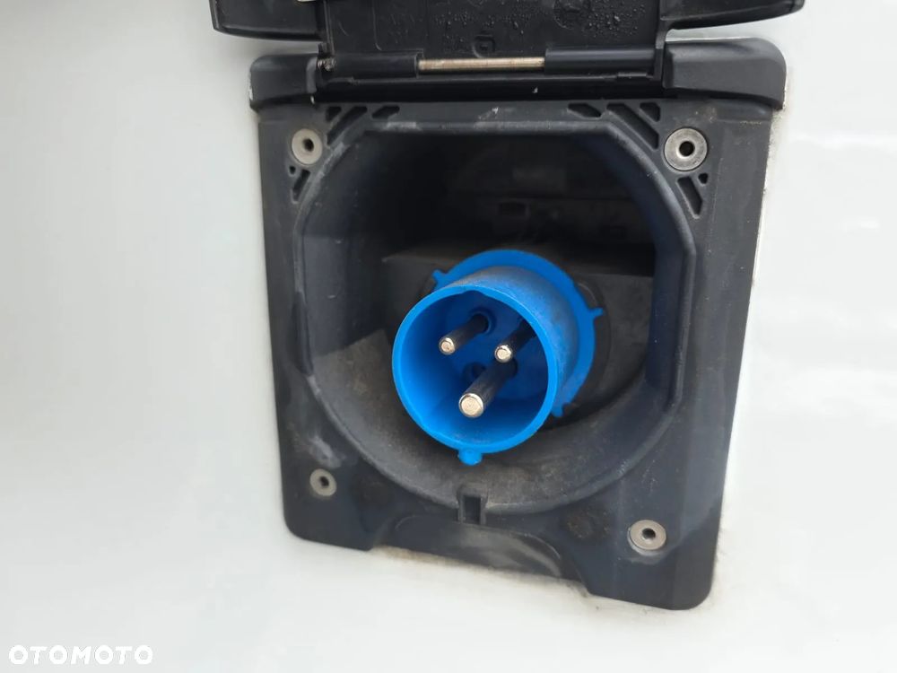 Opel Vivaro Chłodnia - 17