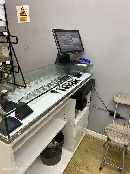 Loja de chaves e reparacao de calcados em leiria trespasse do negocio - Grande imagem: 3/12