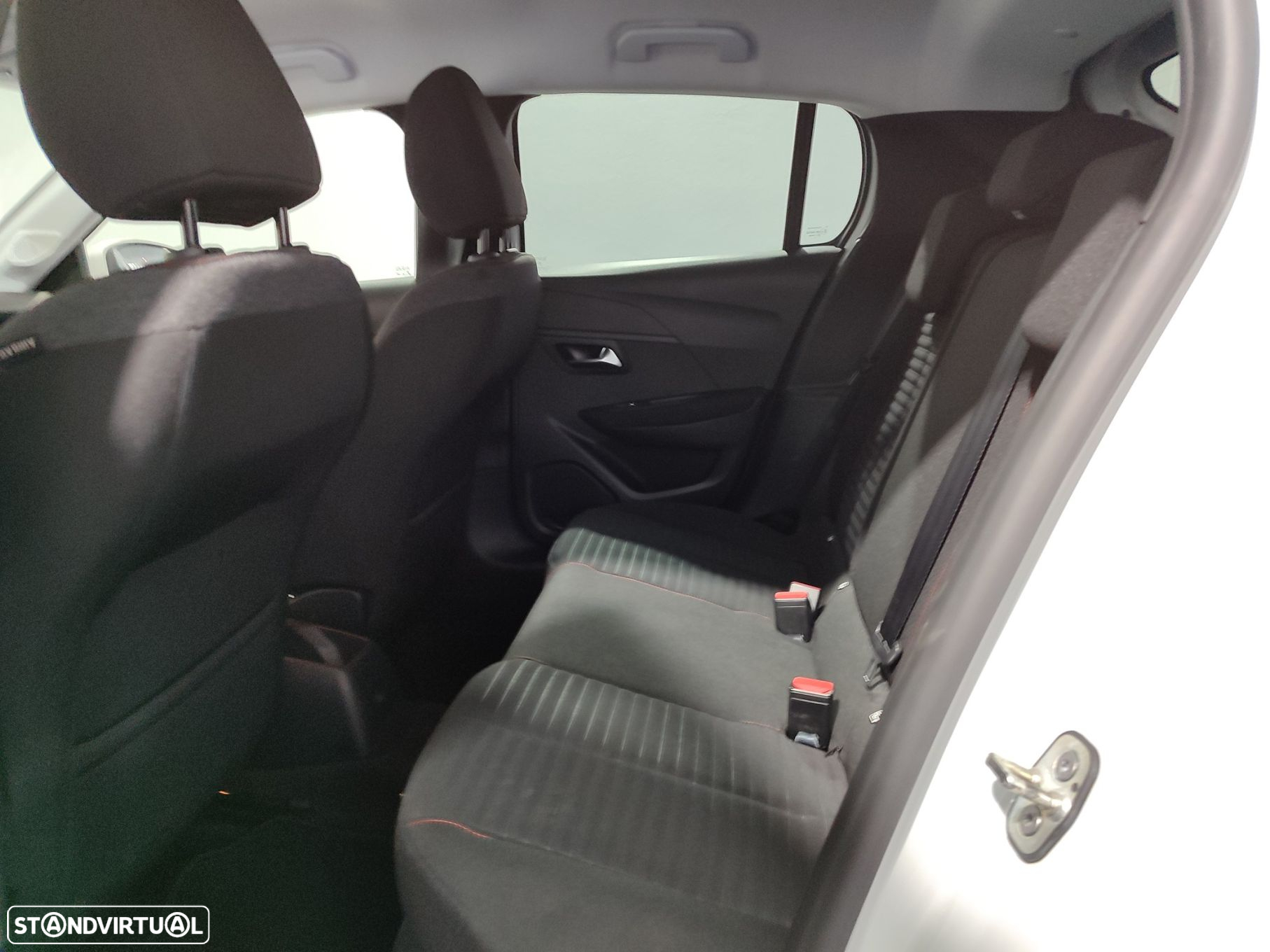 Peugeot 208 1.2 PureTech Active Pack - 14