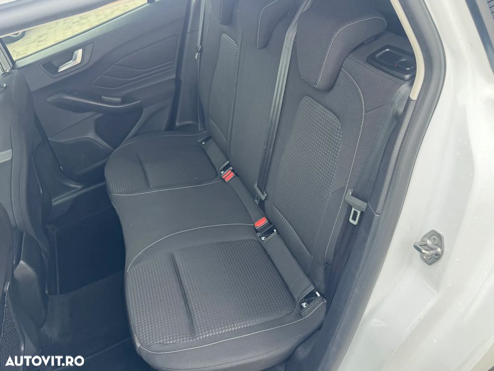 Ford Focus 1.5 EcoBlue Active - 13