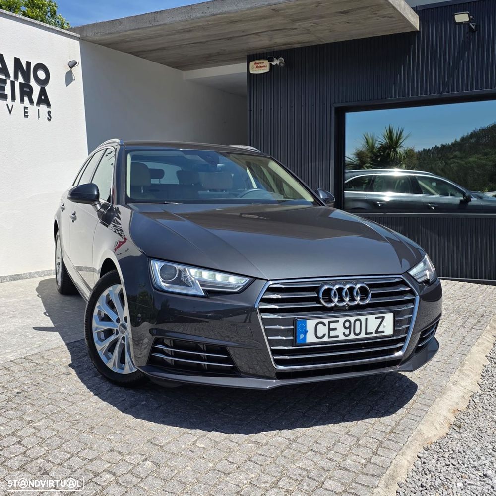 Audi A4 Avant 2.0 TDI Design - 16