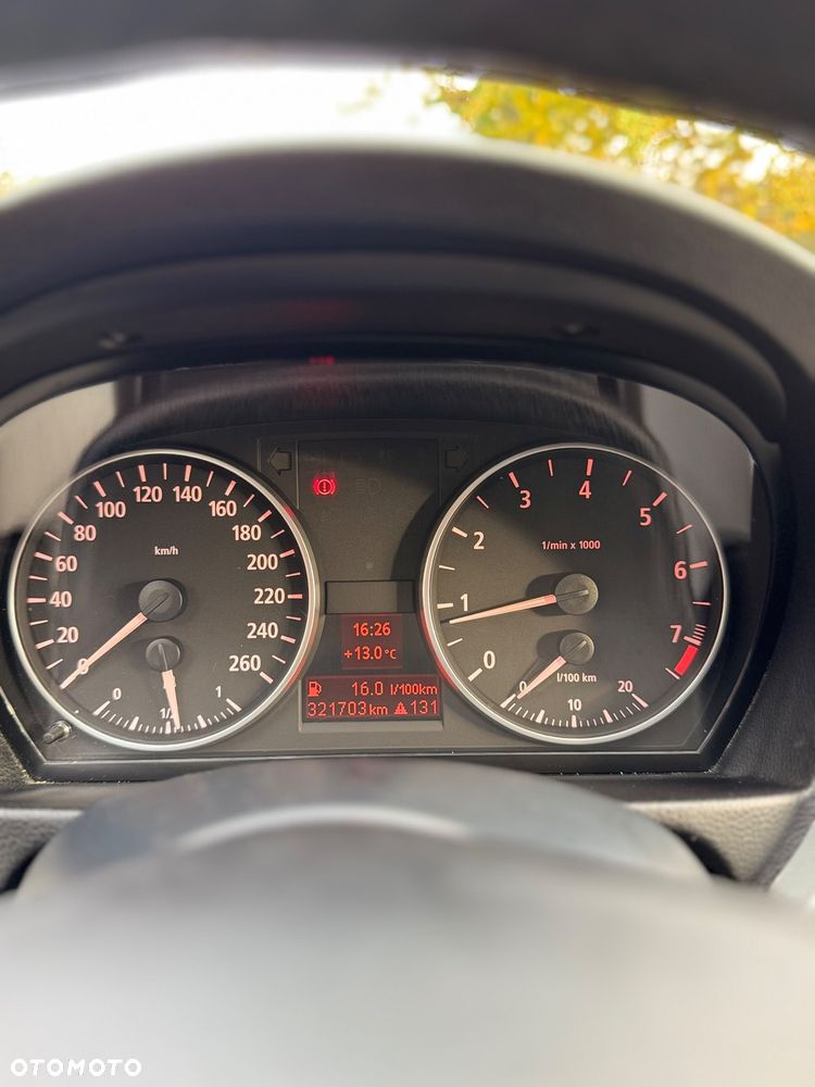 BMW Seria 3 325i - 15