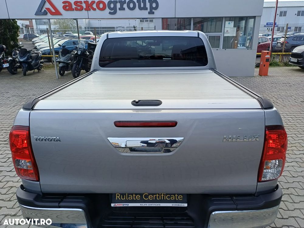 Toyota Hilux 4x4 Double Cab A/T Invincible - 7