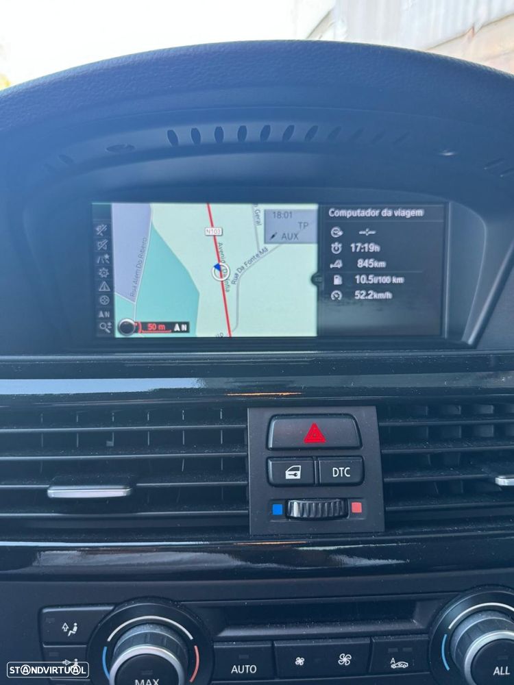 BMW 335 i Pack M - 8