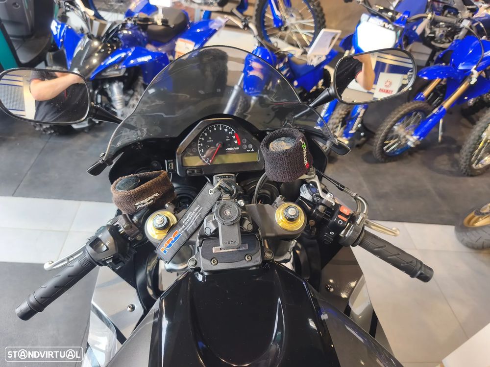 Honda CBR 1000RR - 10
