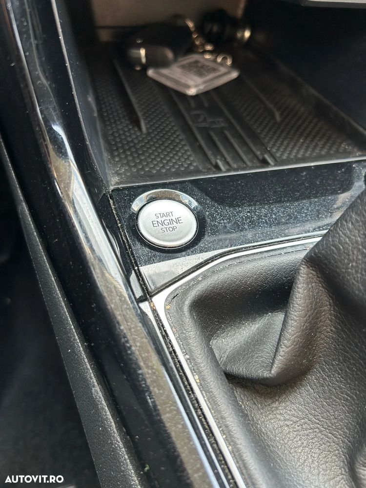 Volkswagen T-Cross 1.0 TSI DSG Advanced - 25