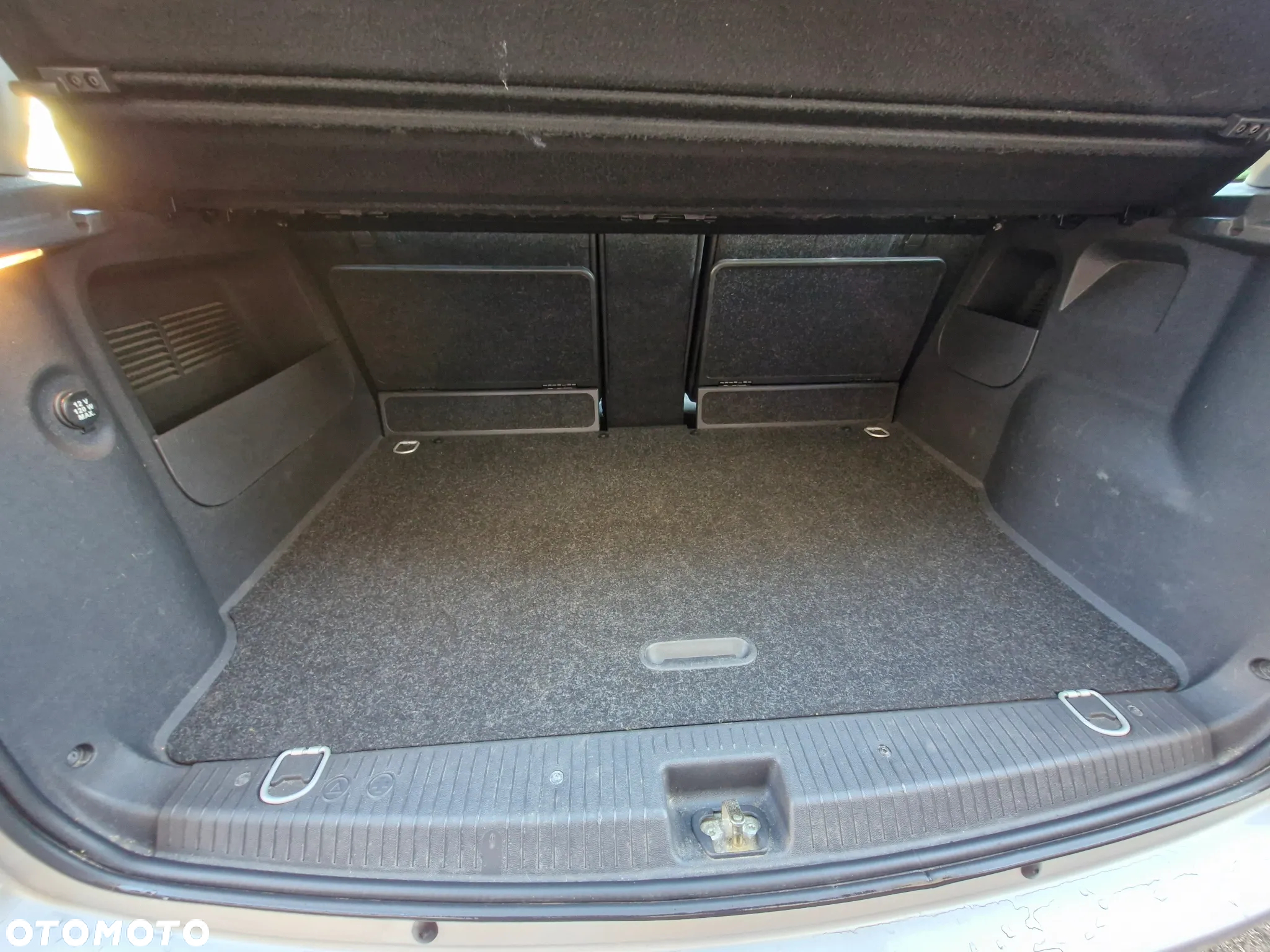 Opel Meriva 1.6 16V Cosmo Easytronic - 9