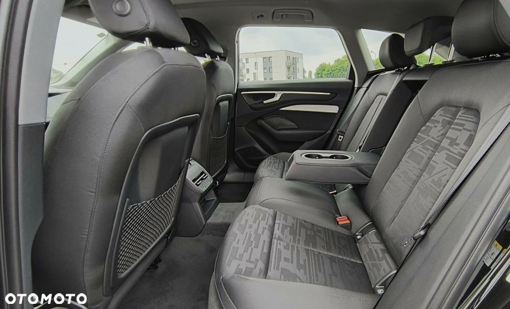 Audi A6 Avant - 29