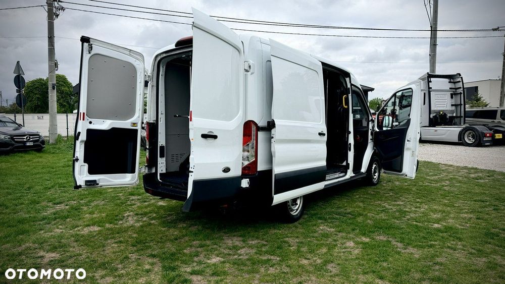 Ford Transit - 27