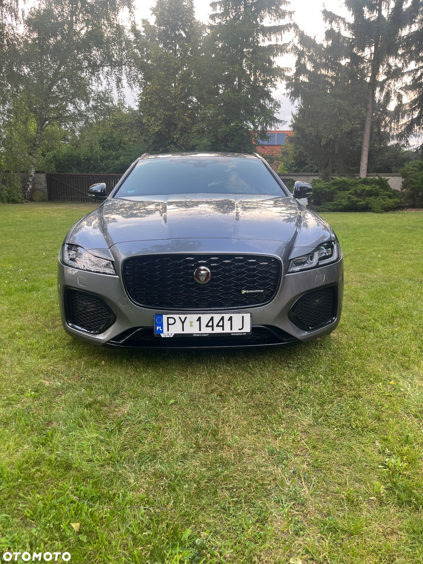 Jaguar XF D200 AWD Sportbrake R-Dynamic SE - 3