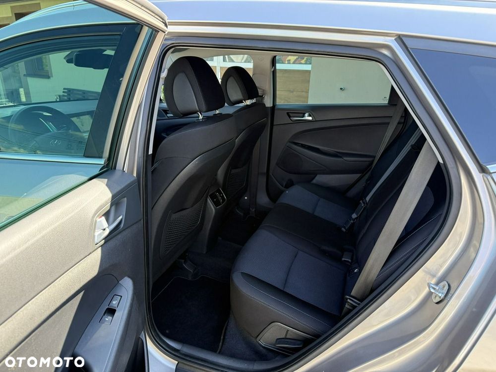 Hyundai Tucson blue 1.7 CRDi 2WD Passion - 24