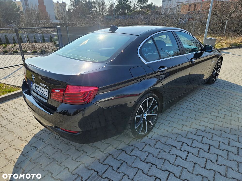 BMW Seria 5 525d xDrive Modern Line - 19