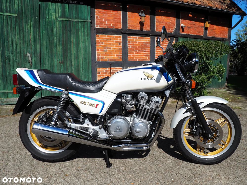 Honda CB - 6