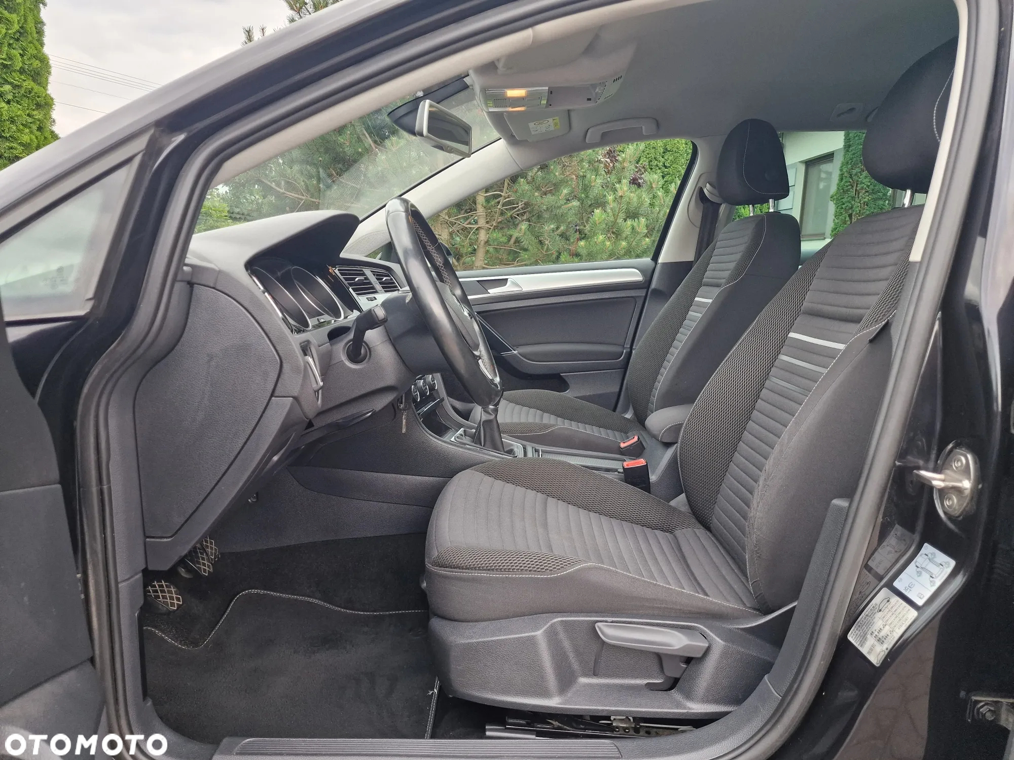 Volkswagen Golf 2.0 BlueTDI Cup - 18