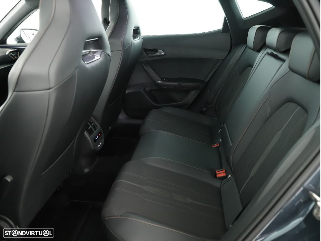 Cupra Formentor 1.4 e-Hybrid DSG VZ - 23