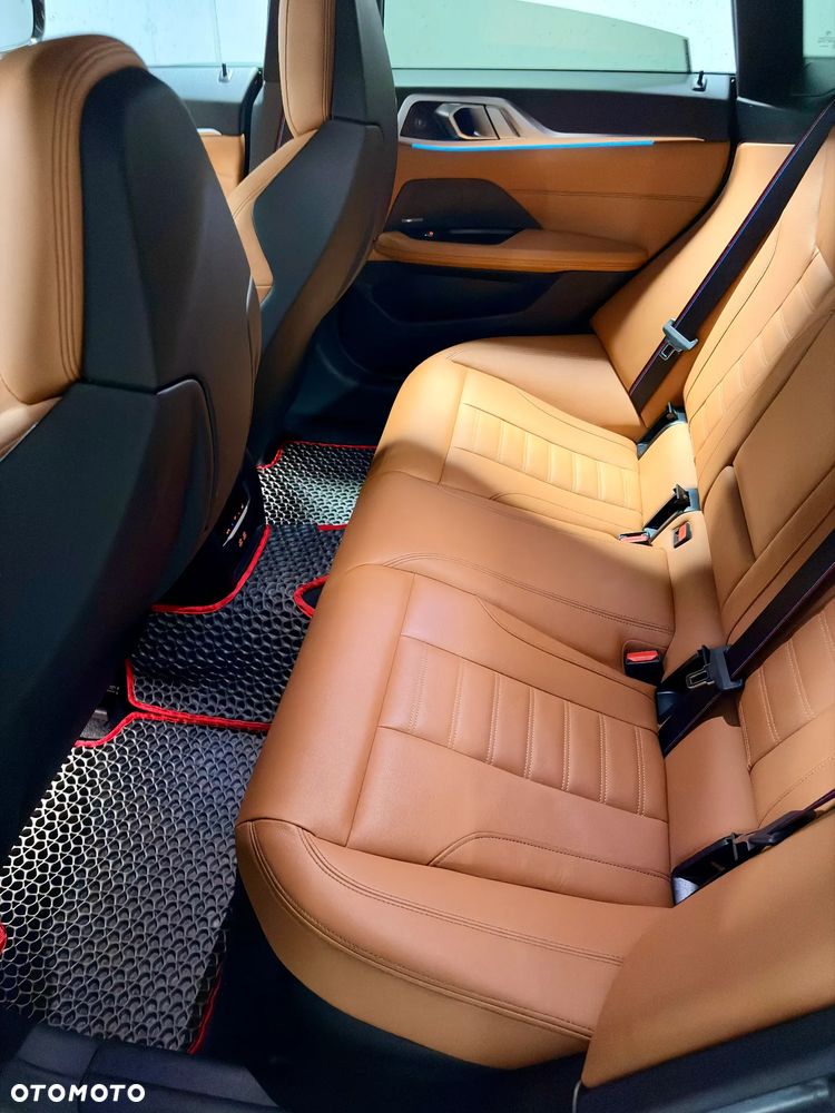 BMW Seria 4 M440i xDrive mHEV - 24