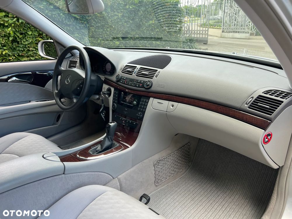 Mercedes-Benz Klasa E - 20