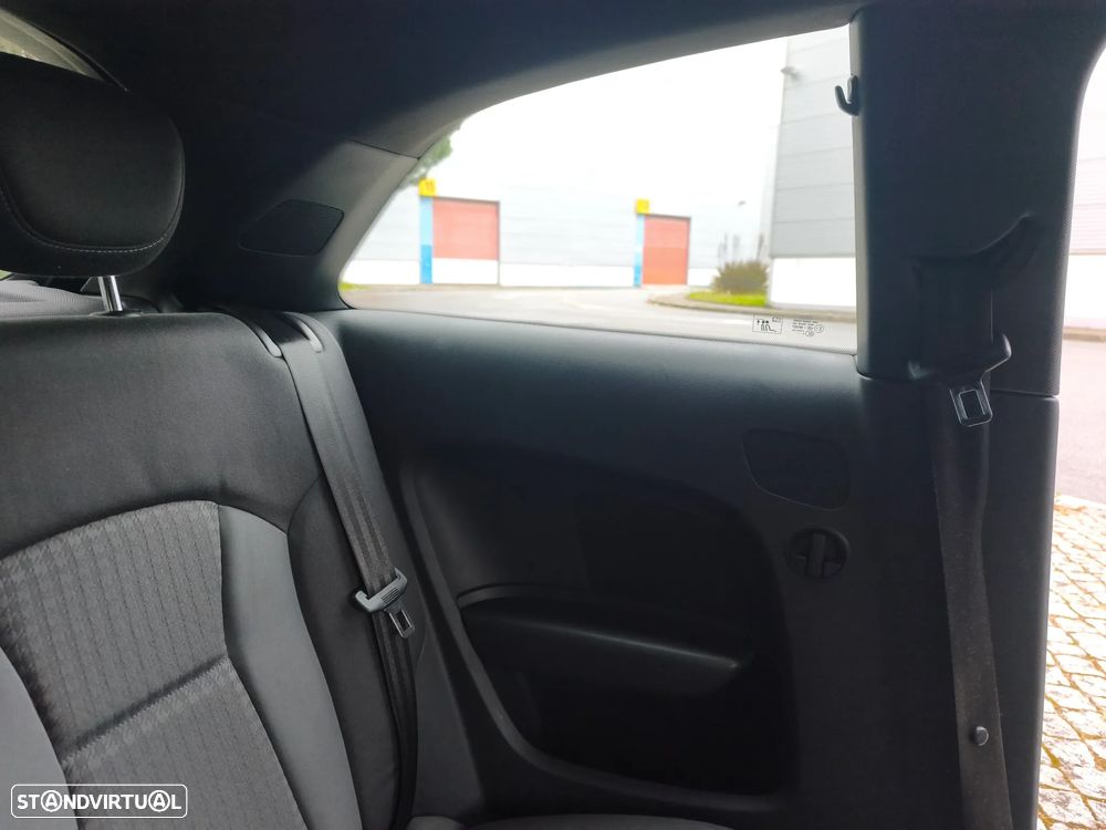 Audi A1 1.6 TDI Sport 99g - 14