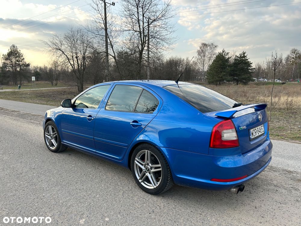 Skoda Octavia 2.0 TSI RS - 12