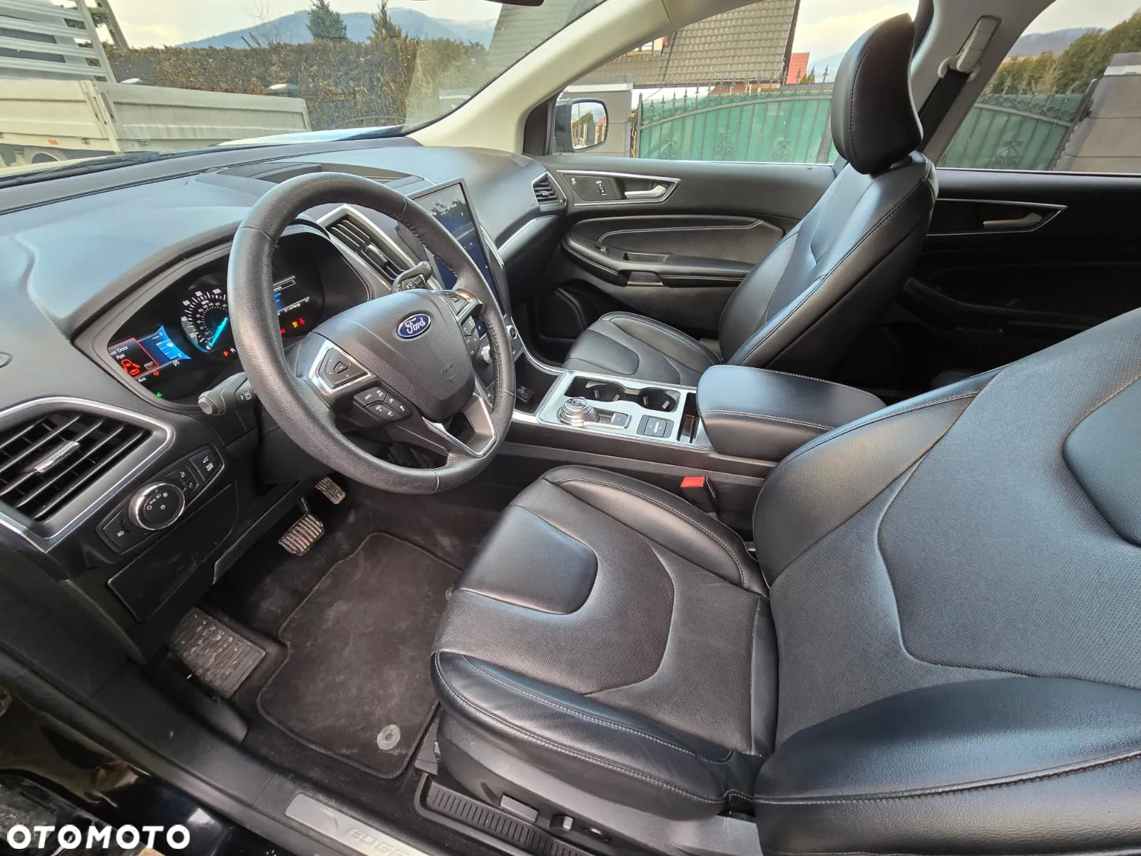 Ford Edge - 11