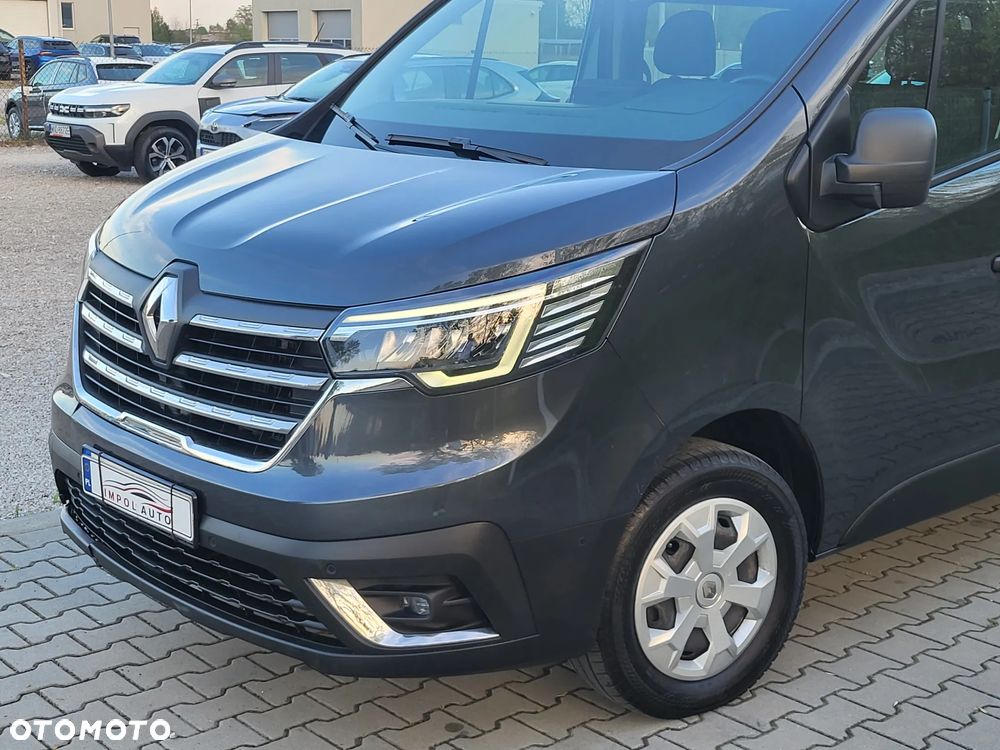 Renault Trafic - 19