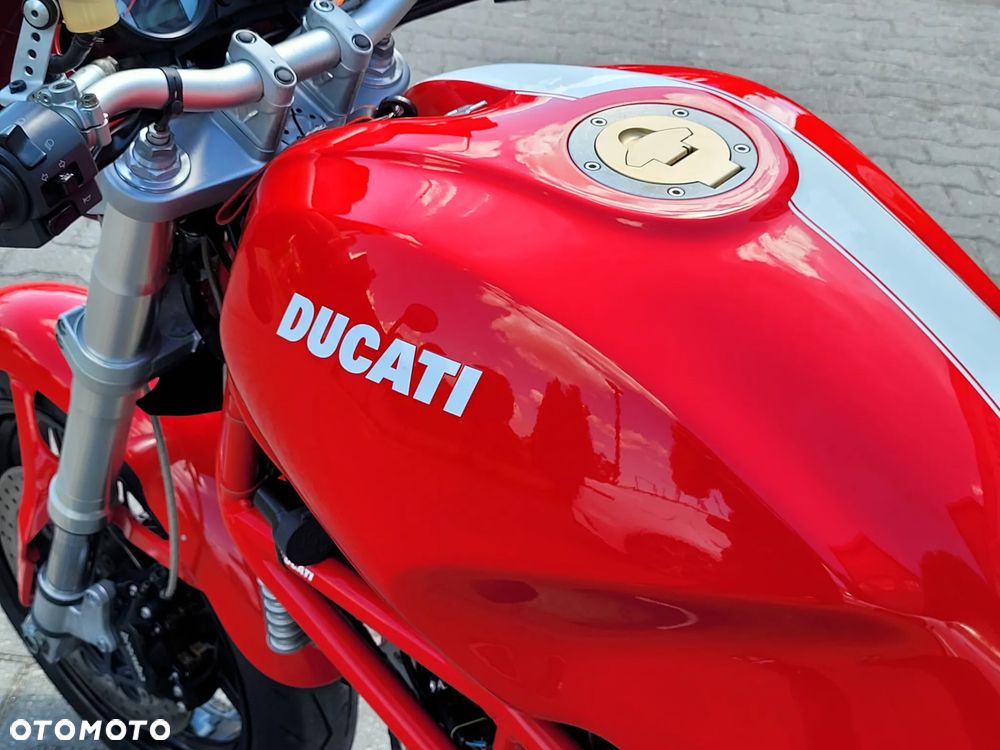 Ducati Monster - 3