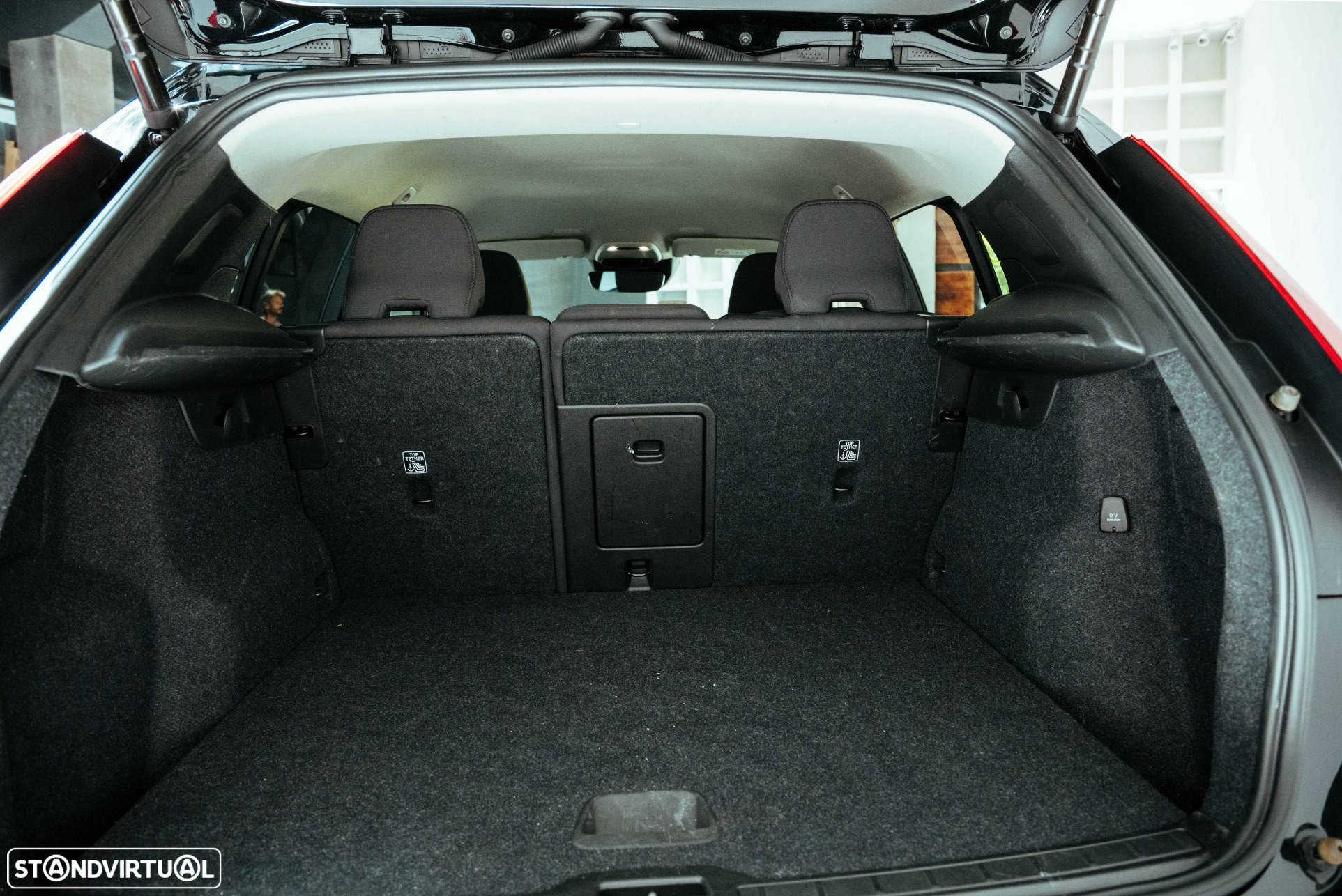 Volvo XC 40 1.5 T4 PHEV R-Design - 12