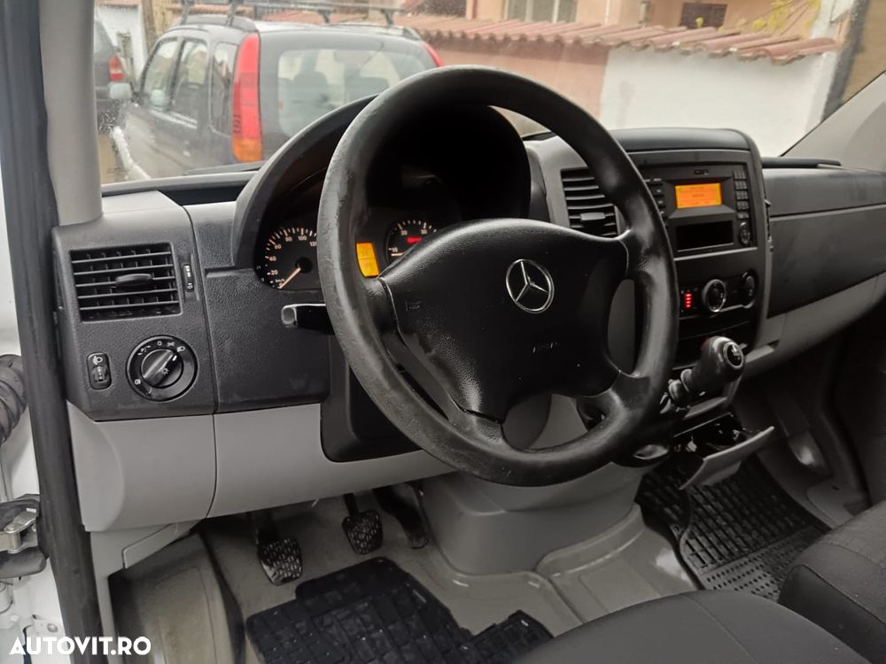 Mercedes-Benz Sprinter - 18