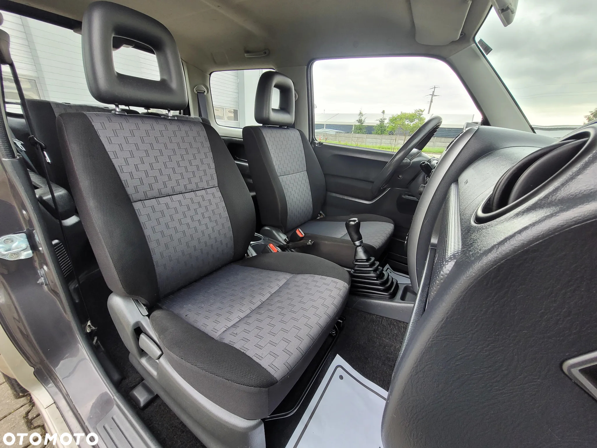 Suzuki Jimny 1.5 DDiS Club - 18
