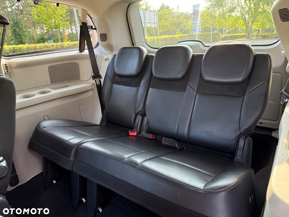Chrysler Grand Voyager 3.8 V6 Limited - 11