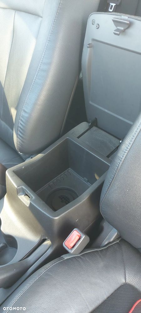 Hyundai Santa Fe - 22