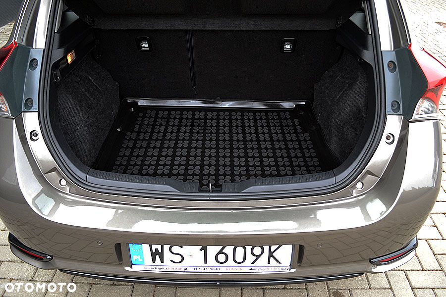 Toyota Auris 1.33 VVT-i Life - 12