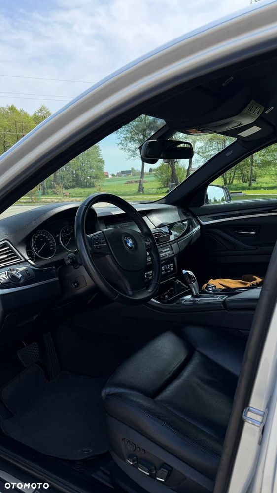 BMW Seria 5 520i - 17