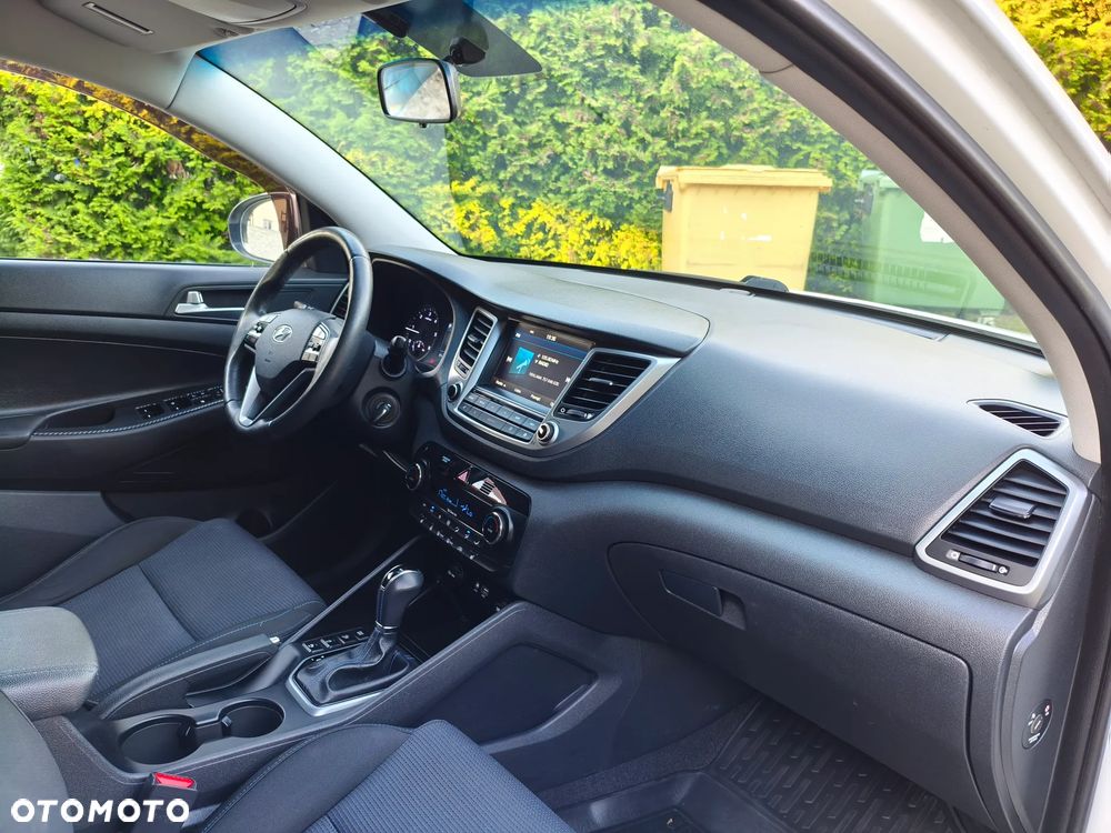 Hyundai Tucson blue 1.7 CRDi 2WD DCT Advantage - 9