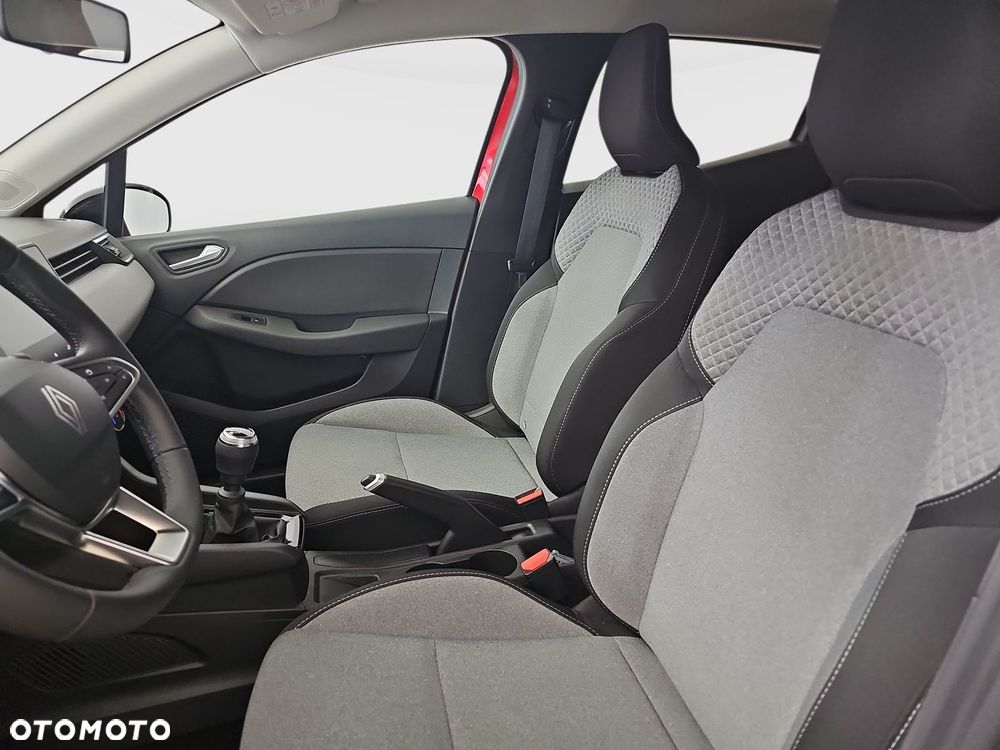 Renault Clio 1.0 TCe Evolution - 10