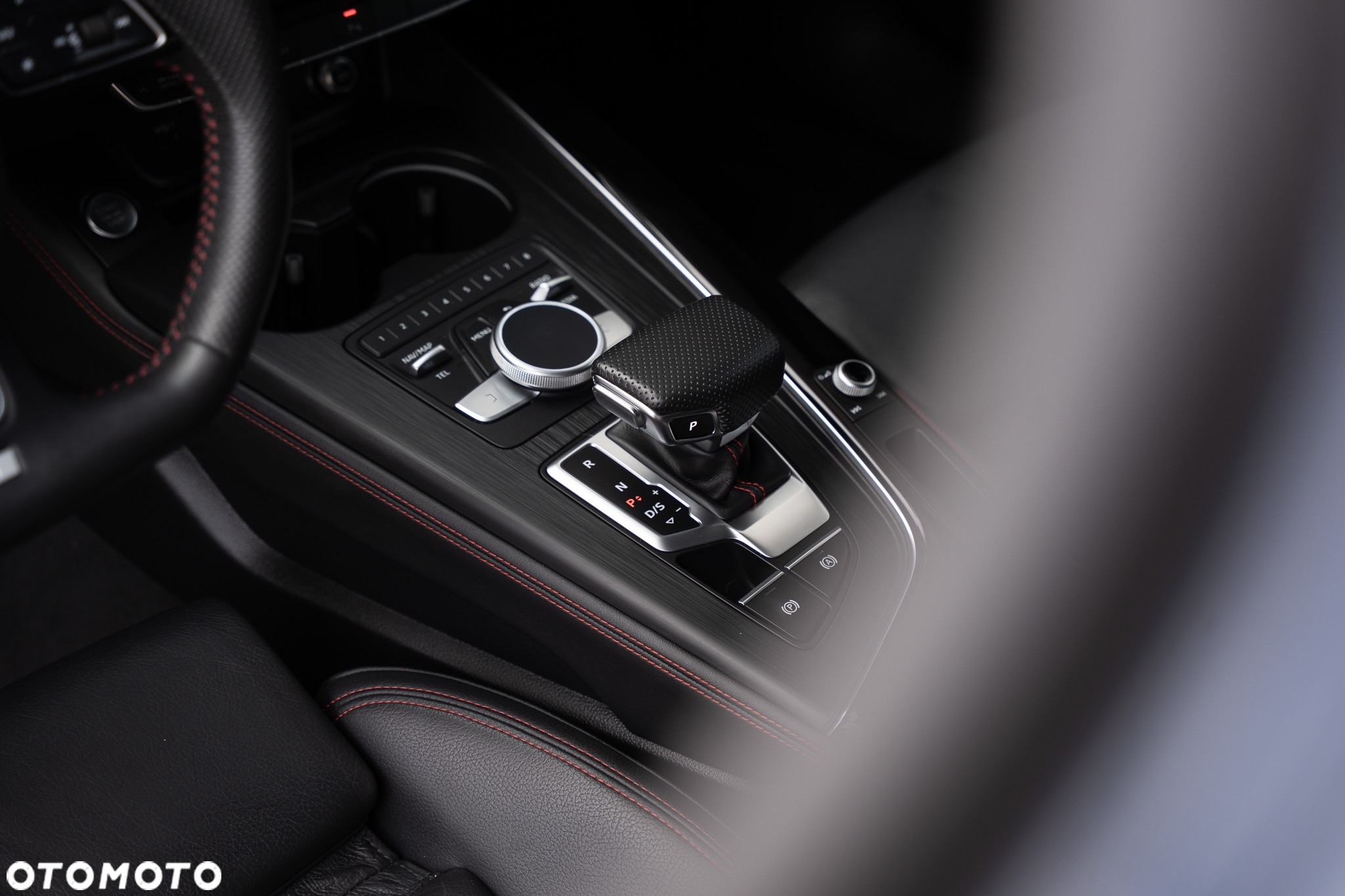 Audi A4 Avant 2.0 TFSI ultra S tronic - 29