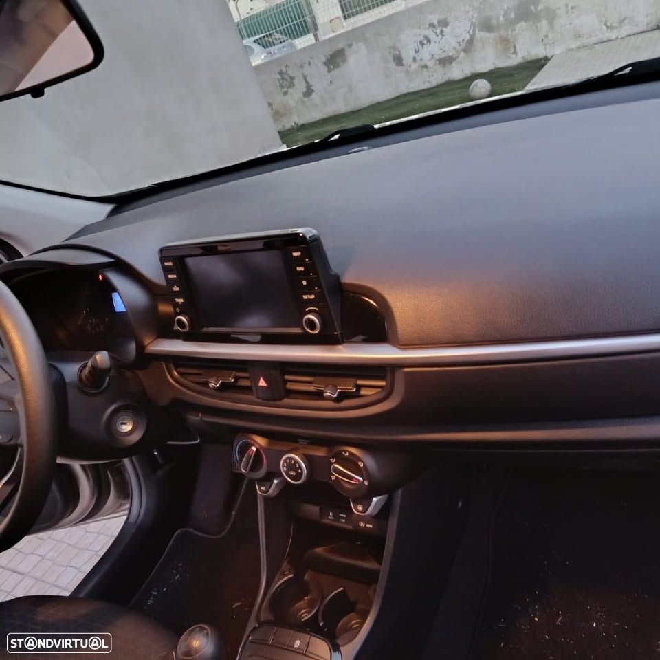 Kia Picanto 1.0 Attract - 4