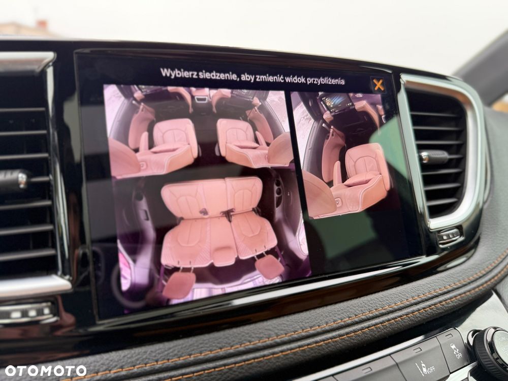 Chrysler Pacifica - 27