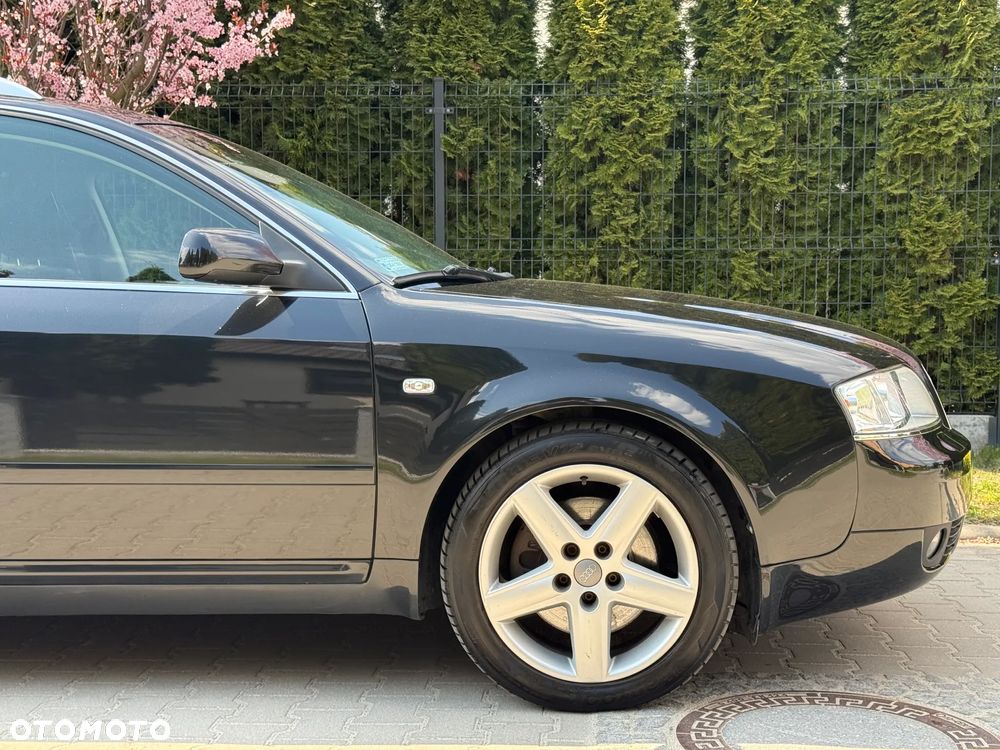 Audi A6 Avant - 16