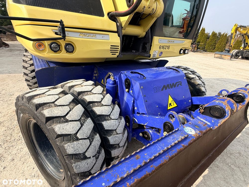 Mecalac Koparka 14 ton MECALAC 15 MWR koparko-ładowarka 3 łyżki widły 1 wł Centr.smarowanie Opony na BLIŹNIAKU 80%Camso ładowarka 714 12MTX 4x4 skrętne KLIMA kabina Premium silnik 146KM volvo EW140B DEUTZ szybka 35km/h - 8