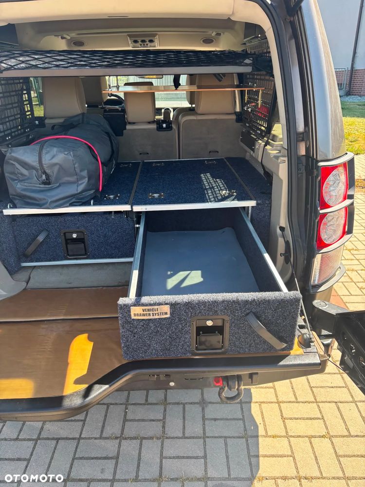 Land Rover Discovery 3.0 TD V6 HSE - 16