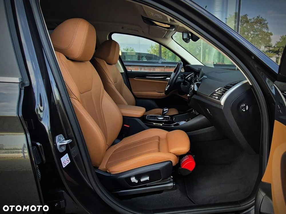 BMW X3 xDrive20i - 21